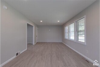 209 S Custer Ave in Wichita, KS - Building Photo - Building Photo