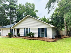 25 Davidson Ave in Savannah, GA - Building Photo - Building Photo