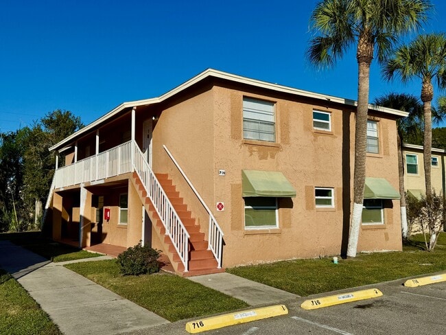 716 Michigan Ct in St. Cloud, FL - Building Photo - Building Photo