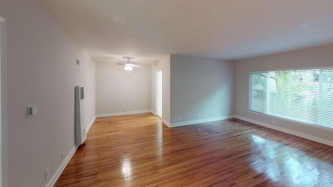 331 S Reno St in Los Angeles, CA - Building Photo - Building Photo