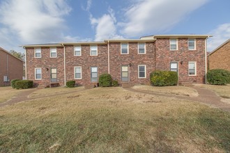 Smyrna Apartments in Smyrna, TN - Building Photo - Building Photo