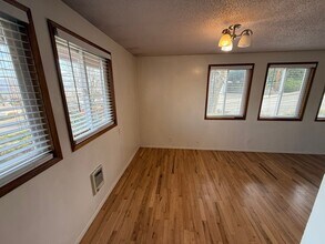 1607-1607 Oregon St in The Dalles, OR - Building Photo - Building Photo