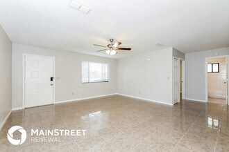 240 Grifford Dr in Kissimmee, FL - Foto de edificio - Building Photo