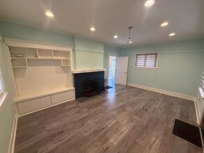 396 N Mentor Ave, Unit 396 in Pasadena, CA - Foto de edificio - Building Photo