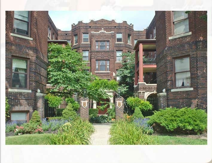 Phillips Manor Apartments in Detroit, MI - Building Photo