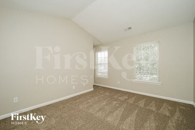 821 Blazingwood Dr in Greensboro, NC - Building Photo - Building Photo