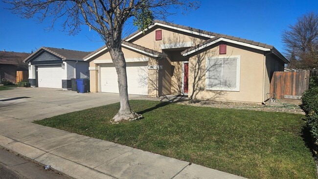 2013 Floral Ct in Modesto, CA - Building Photo - Building Photo