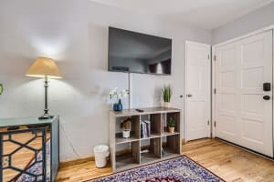 2215 S Clermont St in Denver, CO - Building Photo - Building Photo