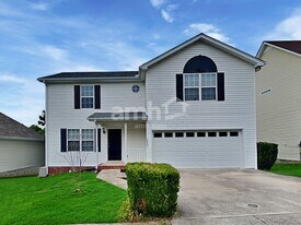 7827 Rainey Dr in Antioch, TN - Building Photo