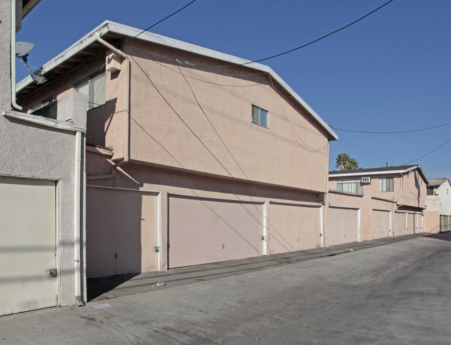 920-926 Fann St in Anaheim, CA - Building Photo - Building Photo