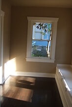 700 E 45th St in Austin, TX - Foto de edificio - Building Photo