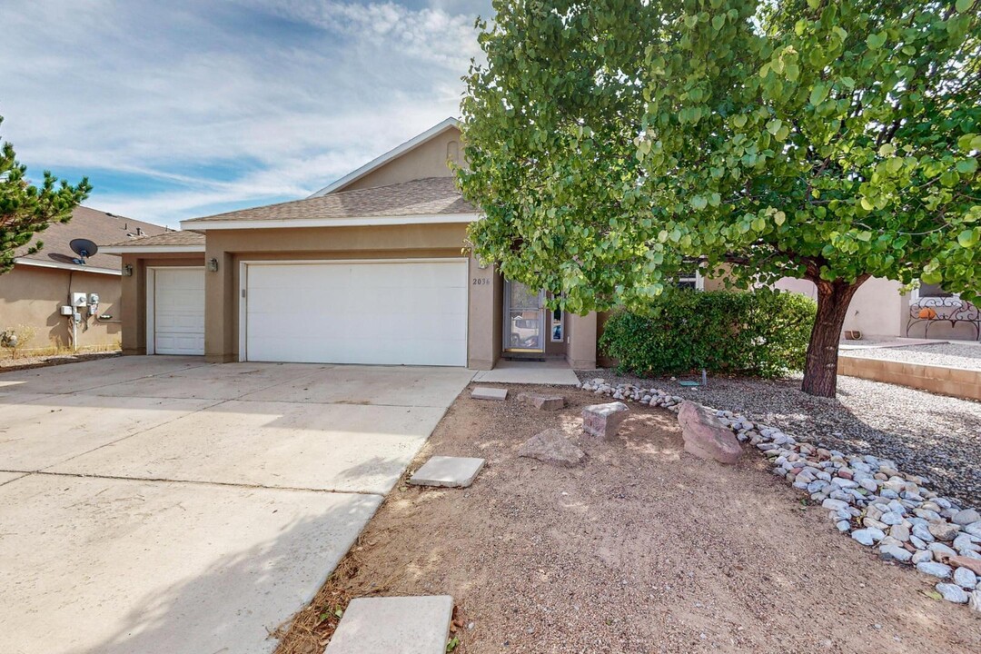 2036 N Ensenada Cir SE in Rio Rancho, NM - Building Photo