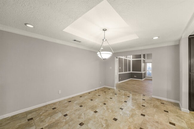 property at 5147 Beechnut St