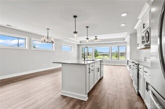 1160 Waterloo St in Troy, OH - Foto de edificio - Building Photo