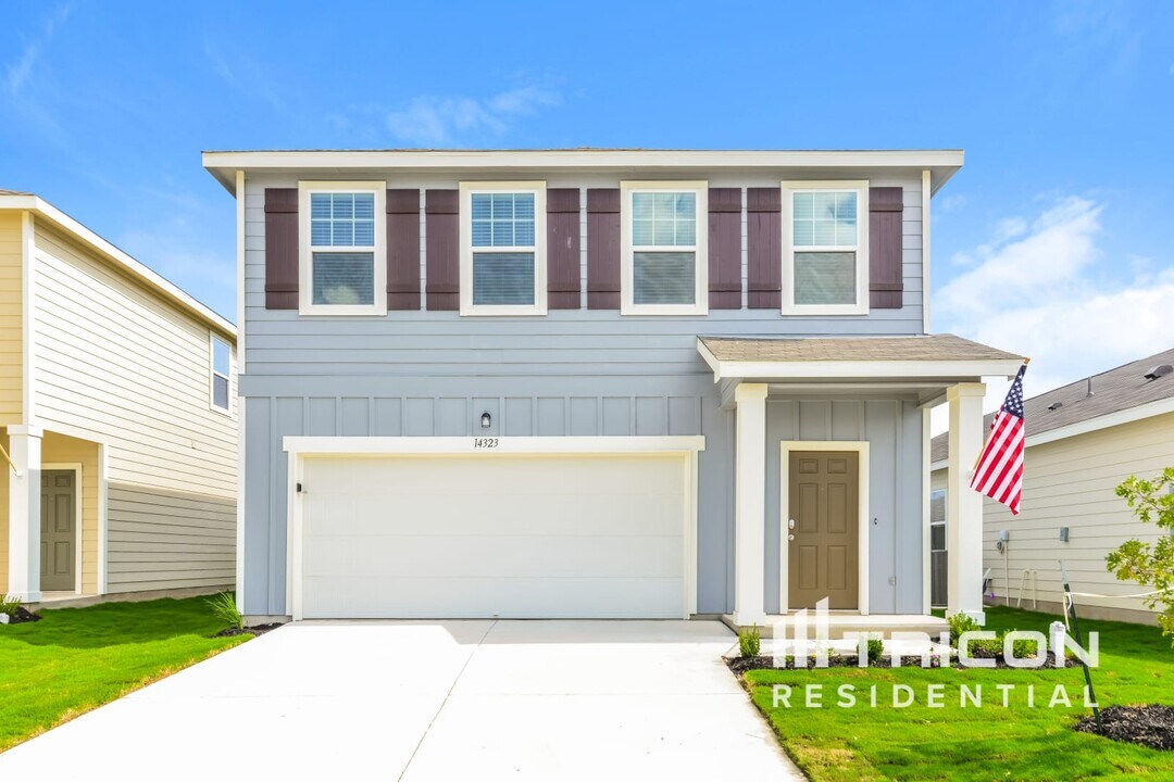 14314 Palm Ridge in San Antonio, TX - Building Photo
