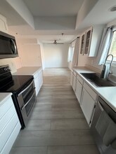 3031 N Civic Center Plaza, Unit 235 in Scottsdale, AZ - Building Photo - Building Photo