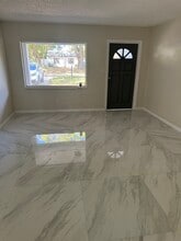 4909 N Darby Ave in Tampa, FL - Building Photo - Building Photo