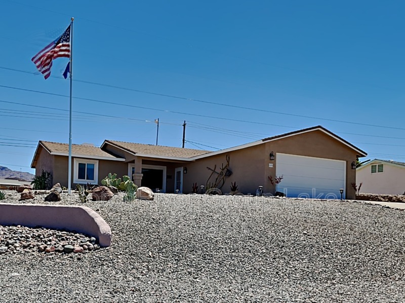 600 Mohican Dr in Lake Havasu City, AZ - Building Photo