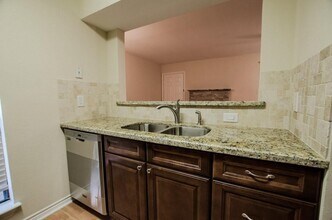 3500 Tangle Brush Dr in The Woodlands, TX - Building Photo - Building Photo