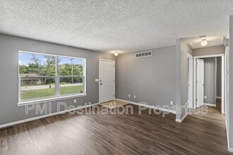 8580 Kill Creek Rd in De Soto, KS - Building Photo - Building Photo