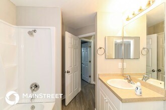 7470 Franzino Ave in North Port, FL - Building Photo - Building Photo