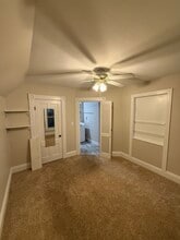 246 Taylor St, Unit 1A in Manchester, NH - Foto de edificio - Building Photo