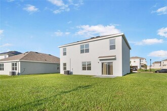 5623 Wandering Willow Dr in Wesley Chapel, FL - Building Photo - Building Photo