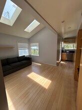 1626 Redesdale Ave in Los Angeles, CA - Building Photo - Building Photo