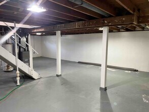 1514 Spruce Hills Dr in Bettendorf, IA - Foto de edificio - Building Photo