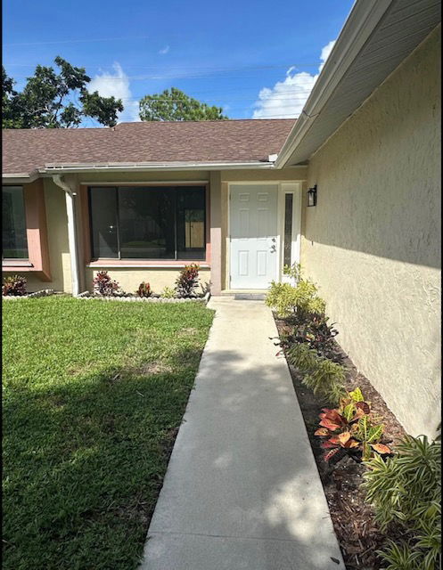 1275 McDermott Ln in Royal Palm Beach, FL - Building Photo - Building Photo