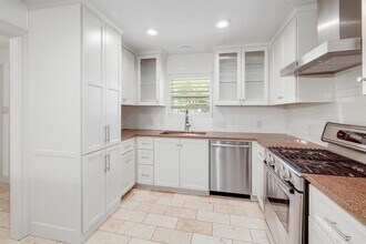 3601 Peregrine Falcon Dr in Austin, TX - Building Photo - Building Photo