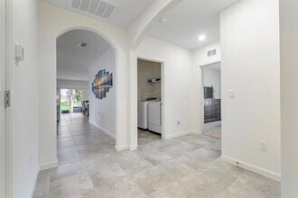 2033 SW Villanova Rd in Port St. Lucie, FL - Building Photo - Building Photo