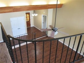 215 Monkey Rd in Elgin, TX - Building Photo - Building Photo