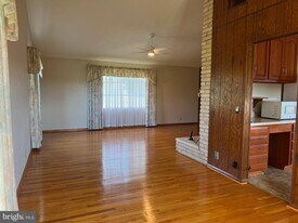 15009 Falling Waters Rd in Williamsport, MD - Building Photo