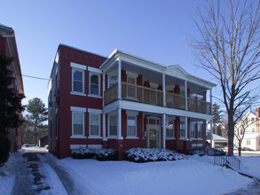 14 Corser St in Holyoke, MA - Building Photo - Building Photo