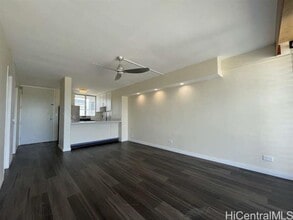 99-060 Kauhale St in Aiea, HI - Building Photo - Building Photo