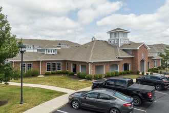 OAK CROSSING in Fort Wayne, IN - Building Photo - Building Photo
