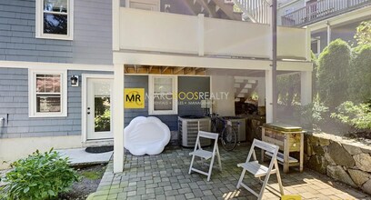 7 Acron Rd, Unit 1 in Brookline, MA - Building Photo - Building Photo