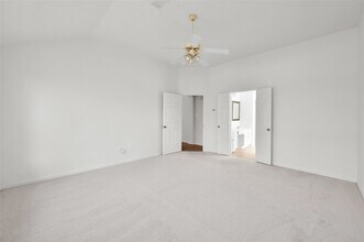 28807 Hidden Cove Dr in Magnolia, TX - Building Photo - Building Photo