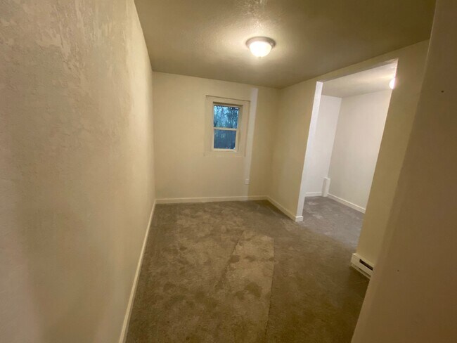property at 424 N Rouse Ave