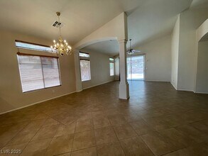 1731 Waltrip Ct in Henderson, NV - Building Photo - Building Photo