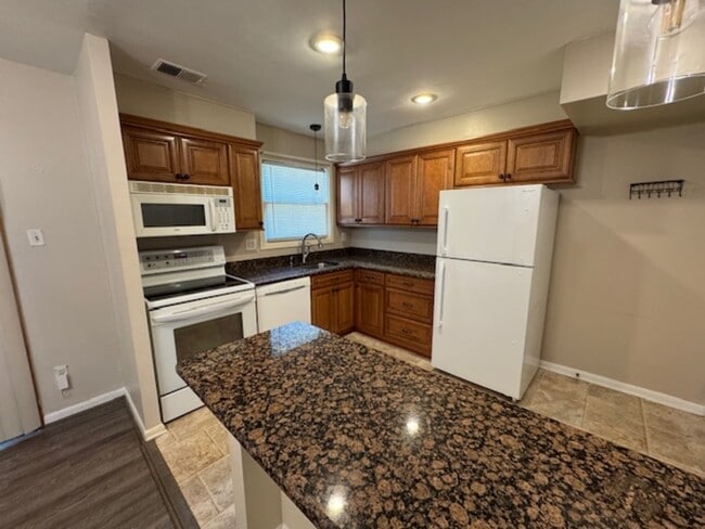 241 Cedarmere Cir in Owings Mills, MD - Building Photo - Building Photo