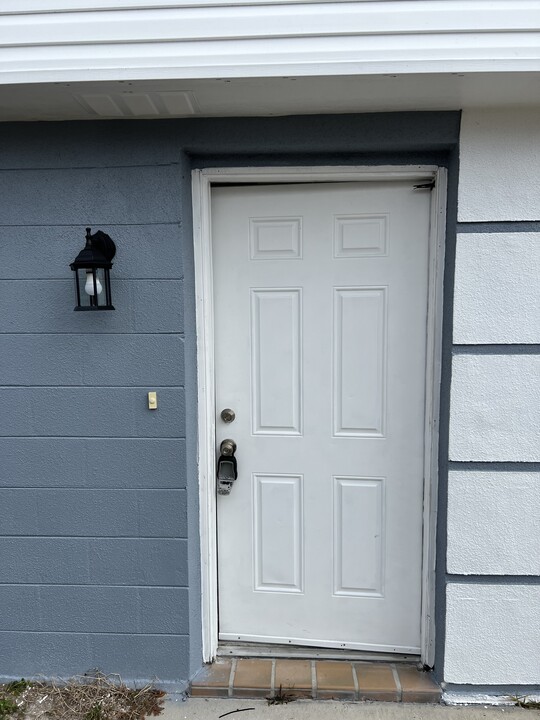 5333 Pasadena Dr in New Port Richey, FL - Foto de edificio