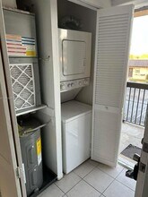 144 NW 91st Ave in Pembroke Pines, FL - Building Photo - Building Photo