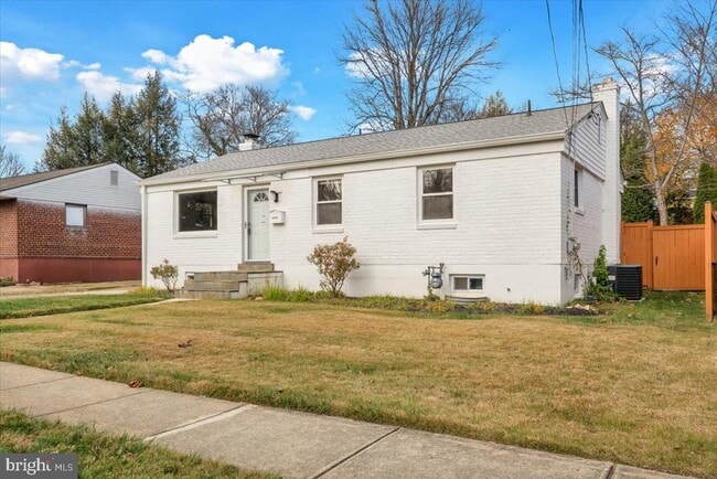 4715 Boiling Brook Pkwy in Rockville, MD - Building Photo - Building Photo