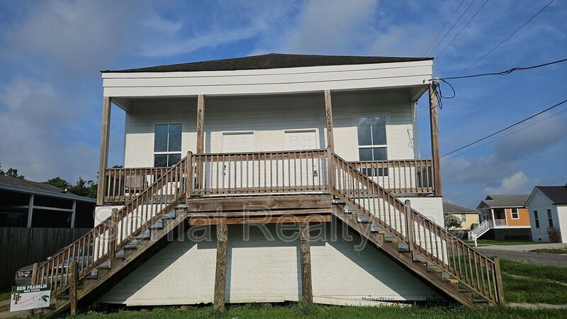 6040 Baccich St in New Orleans, LA - Building Photo