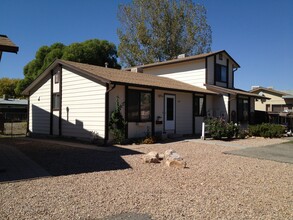 631 Highline Dr, Unit 631 1/2 in Clifton, CO - Building Photo - Building Photo