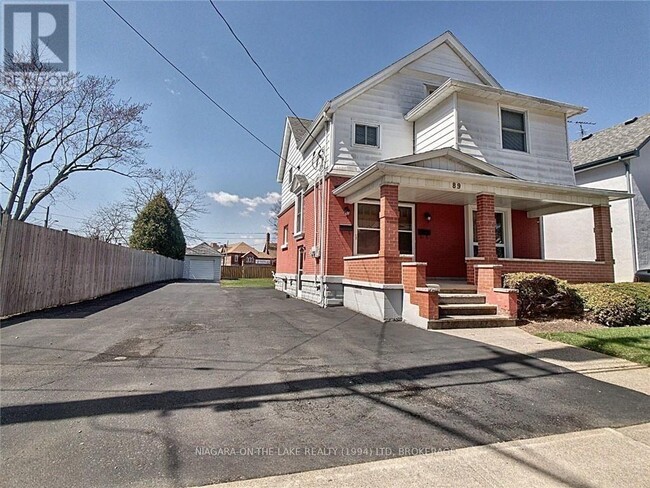 89 Hellems Ave in Welland, ON - Building Photo - Building Photo