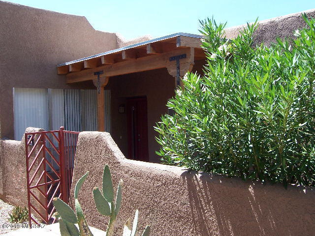 6255 N Camino Pimeria Alta in Tucson, AZ - Building Photo