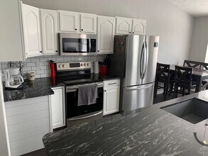 2242 Stonewood Ln in Lexington, KY - Building Photo - Building Photo